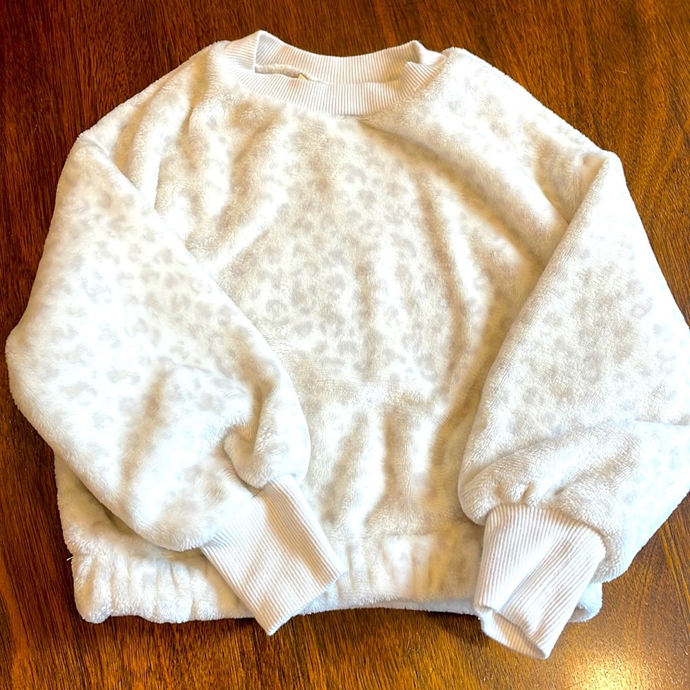 Girls sweatshirt